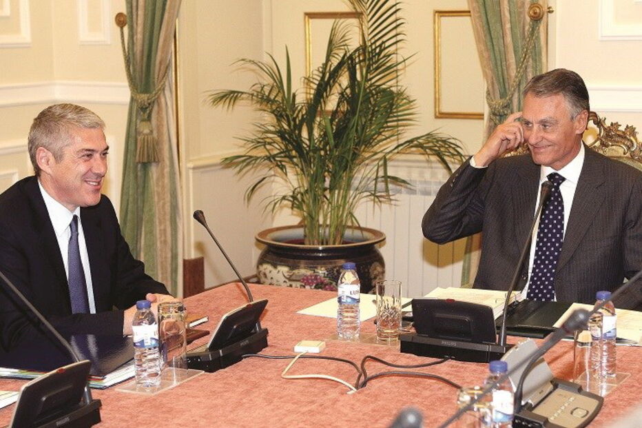 Cavaco Silva, livro, José Sócrates, BPN, OTA, Operação Marquês, Belém, política