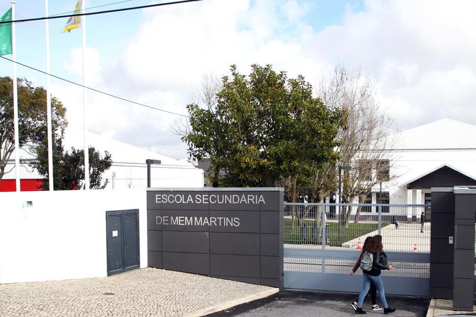 Escola secundária De Mem Martins