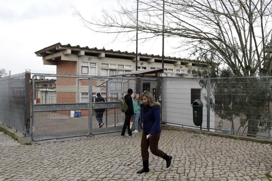 Escola Básica 2/3 Paulo Gama