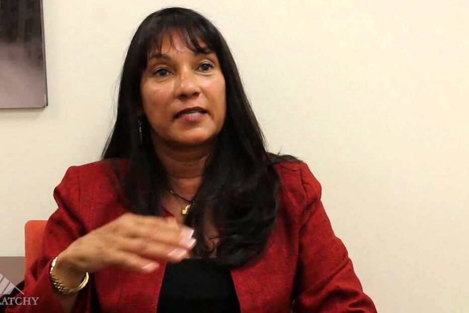 Sabrina Sousa  tem 61 anos