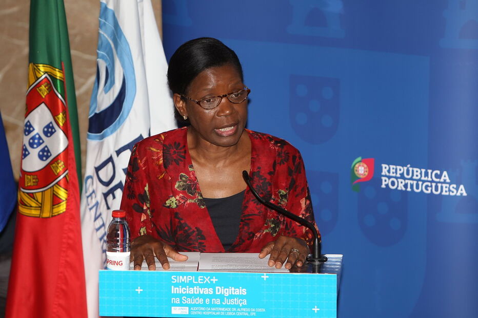 Francisca Van Dunem escusou-se a detalhar justificações