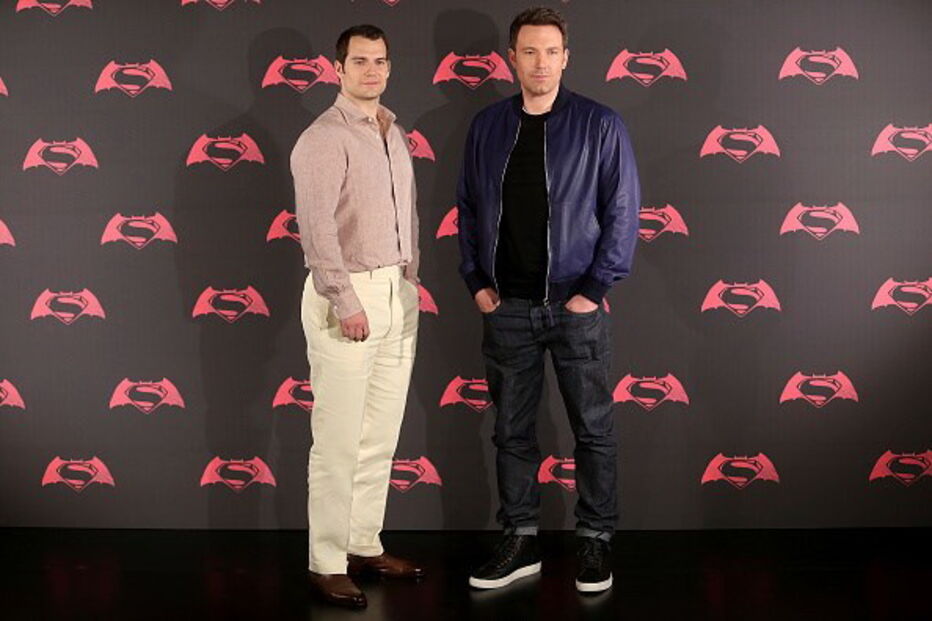 O pior par do ano para os Razzie é formado por Ben Affleck e Henry Cavill