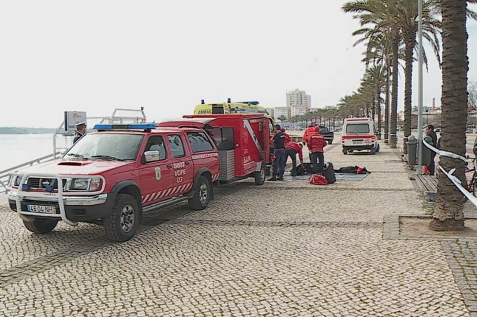 Jovem caiu ao rio na zona da Marina Velha de Portimão