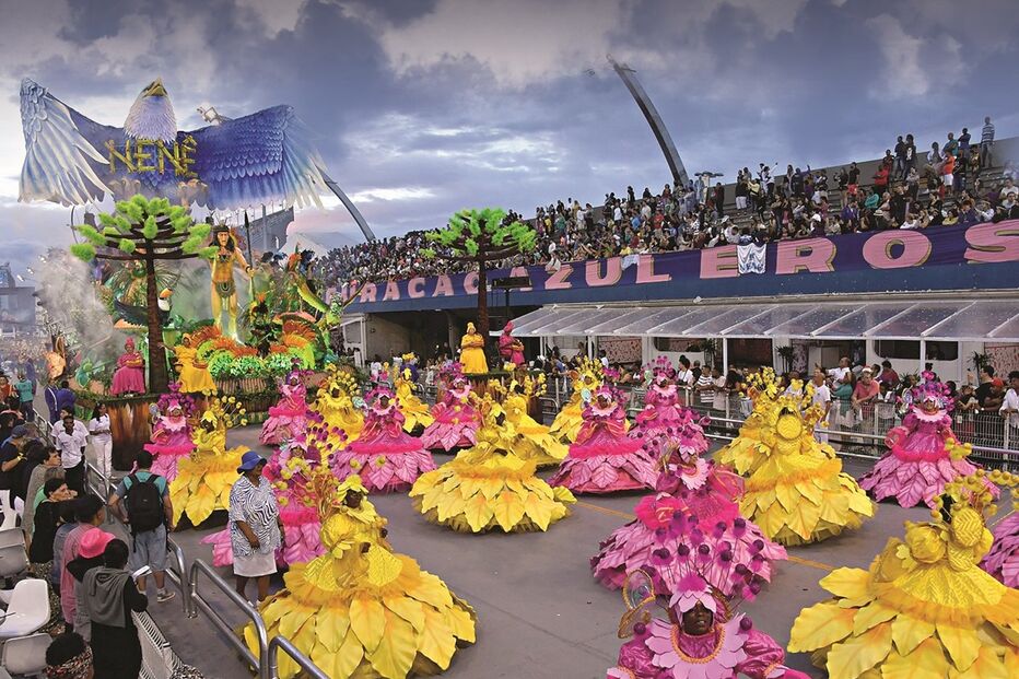 Há três dias que o Brasil vive a febre do Carnaval, o evento de maior tradição no país