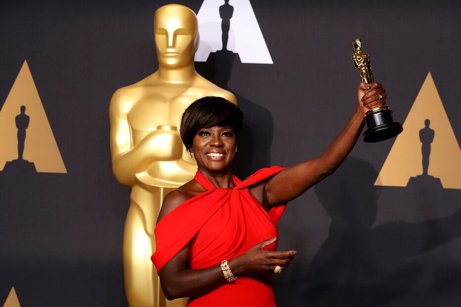 2017-02-27_08_10.14 2017-02-27T031541Z_944947161_HP1ED2R0924Q0_RTRMADP_3_AWARDS-OSCARS.JPG