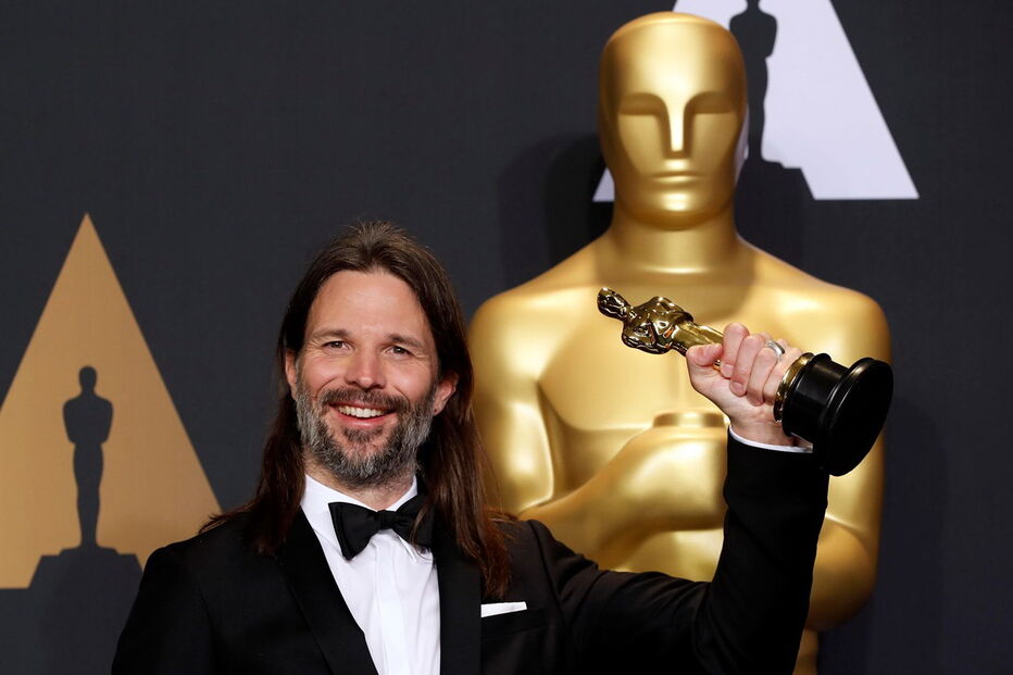 2017-02-27_08_10.32 2017-02-27T043003Z_898913056_HP1ED2R0CI2Z0_RTRMADP_3_AWARDS-OSCARS.JPG