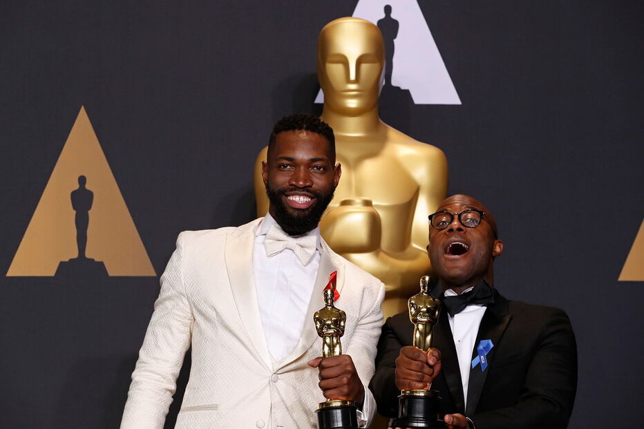 2017-02-27_08_10.46 2017-02-27T055234Z_2042380427_HP1ED2R0GBL8P_RTRMADP_3_AWARDS-OSCARS.JPG