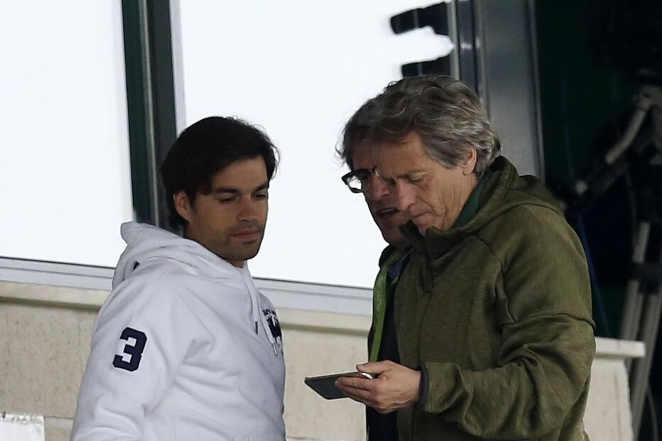 Jorge Jesus, Luís Martins, Sporting B, II Liga, Campeonato de Portugal, Matheus Pereira, Francisco Geraldes, Esgaio, André Geraldes, Douglas, Podence, Azbe Jug, desporto, futebol