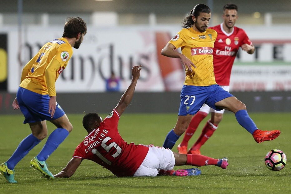 As melhores imagens do Estoril-Benfica