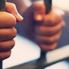 <![CDATA[ Mãe fugiu com os três filhos menores após disparos do marido ]]>