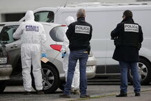 Carro de Sébastien foi encontrado junto a uma igreja em Saint-Nazaire
