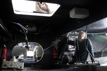 Cada veleiro passa por um processo de reconstrução e reequipamento que demora 15 semanas