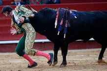 Juan José Padilla, colhido, touro, corrida, Valência, Hospital Casa de Saúde de Valência, artes, cultura e entretenimento