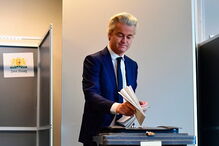 Geert Wilders, líder do Partido da Liberdade, já votou