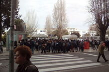 Alunos manifestam-se na Escola Secundária Ferreira Dias, no Cacém