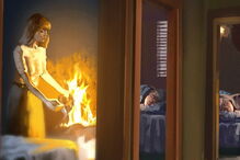 Arguida é suspeita de fogo florestal há sete meses e de queimar o próprio carro