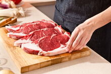 O Brasil é o maior exportador mundial de carne bovina e de frango