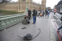 Várias pessoas foram atropeladas na ponte de Westminster