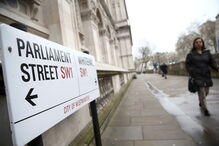 Londres acordou num clima de tensão, um dia depois de um ataque terrorista ter provocado quatro mortos e 29 feridos