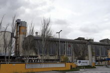 População queixa-se de uma alegada poluição da fábrica Cimpor. Alhandra