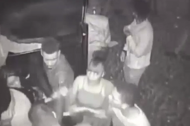 Novas imagens mostram pânico à porta da discoteca Luanda