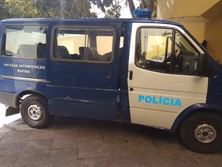 PSP vai reparar carros avariados - Portugal - Correio da Manhã
