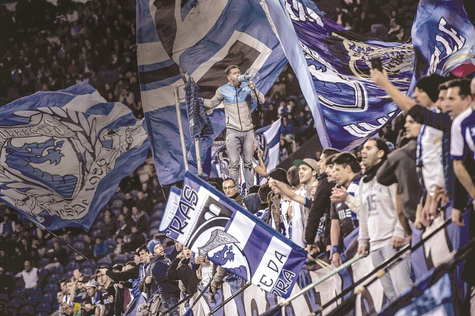 Fernando Madureira está a trabalhar no sentido de ter mais bilhetes para adeptos portistas no  jogo da Luz, da 27ª jornada, e que pode ser decisivo para a Liga