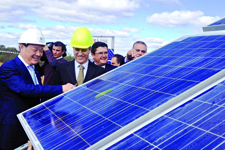 Cerimónia de apresentação da central fotovoltaica decorreu ontem com o ministro da Economia, Manuel Caldeira Cabral
