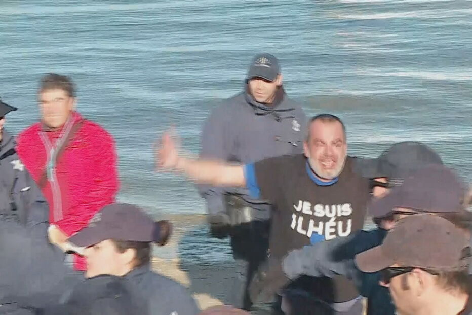 Tensão entre manifestantes e autoridades