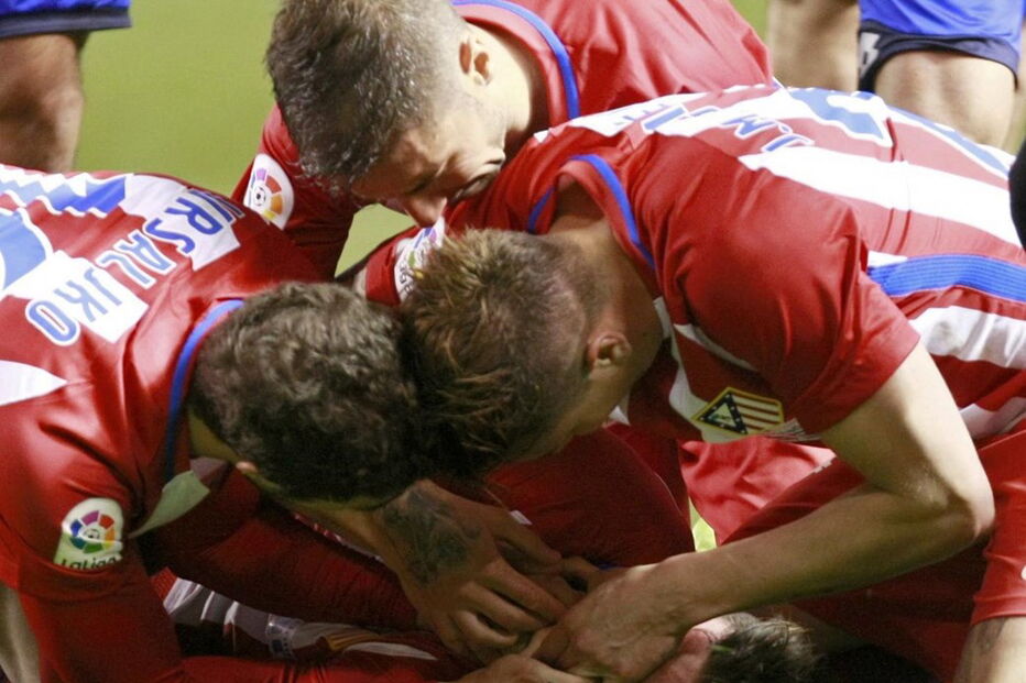 Fernando Torres, Atlético de Madrid, Deportivo da Corunha, Alex Bergantiños, Riazor, desporto, futebol