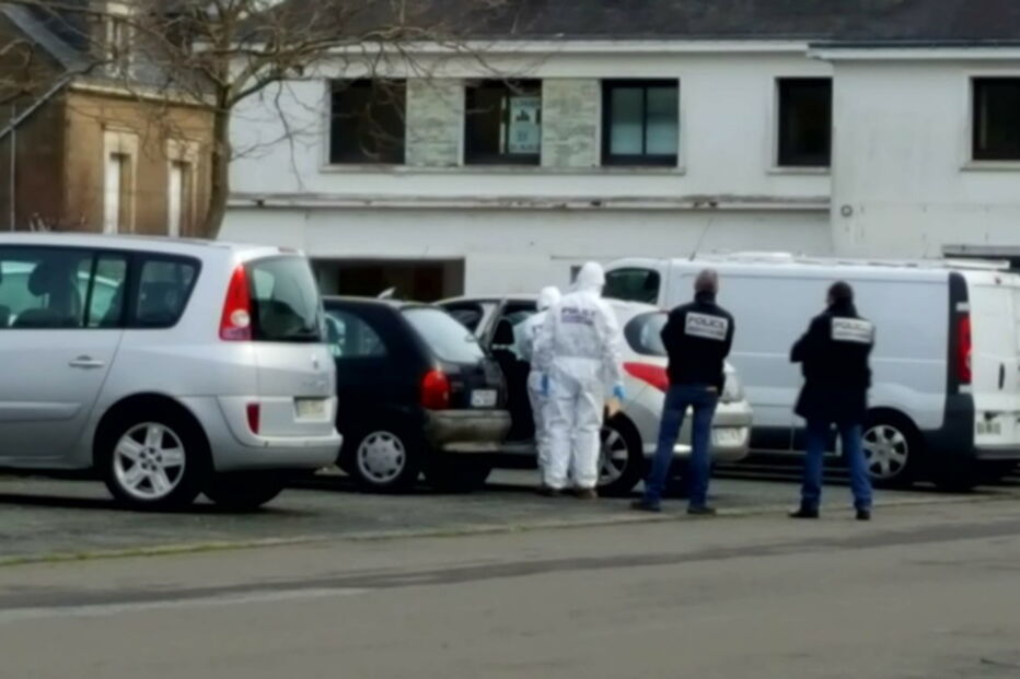 Carro de Sébastien foi encontrado junto a uma igreja em Saint-Nazaire