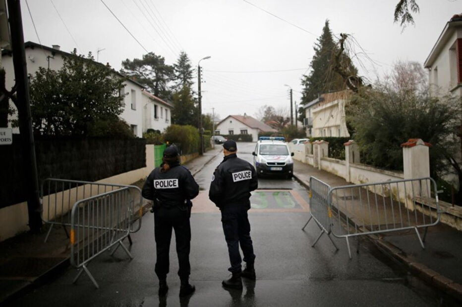 Carro de Sébastien foi encontrado junto a uma igreja em Saint-Nazaire