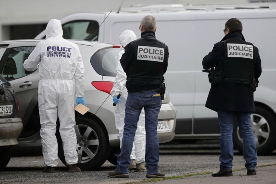 Carro de Sébastien foi encontrado junto a uma igreja em Saint-Nazaire