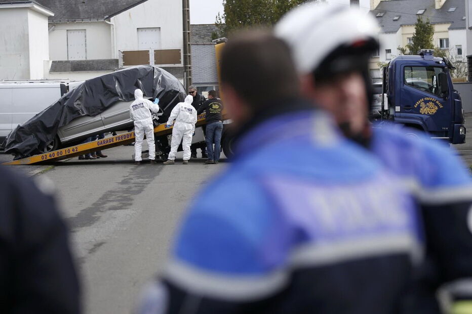 Carro de Sébastien foi encontrado junto a uma igreja em Saint-Nazaire