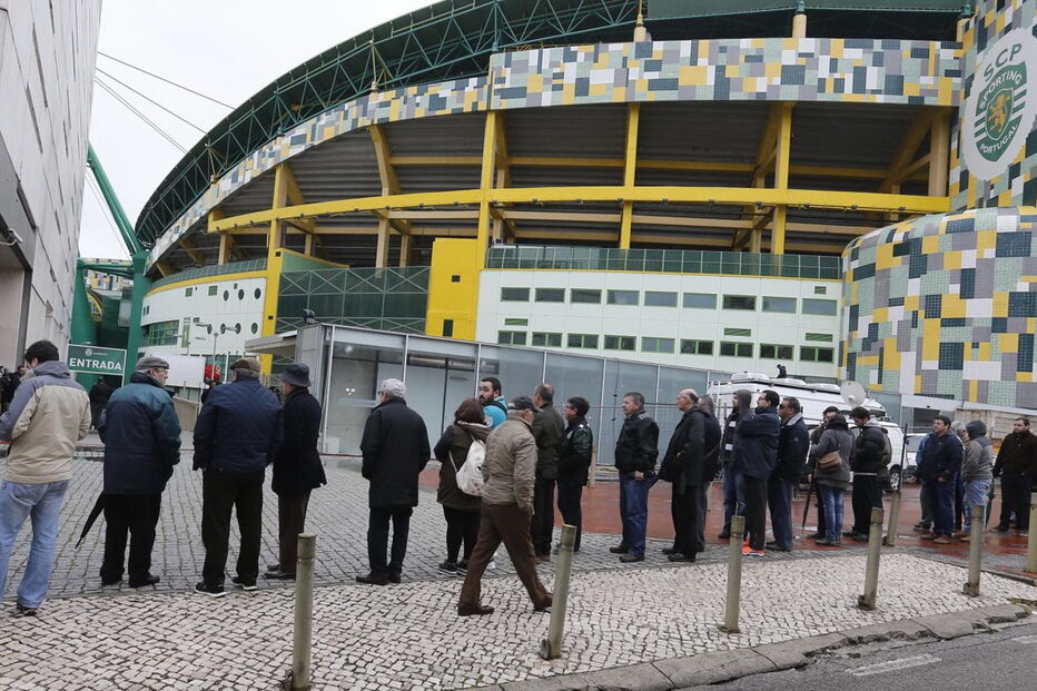 Sportinguistas vão às urnas escolher o presidente do clube