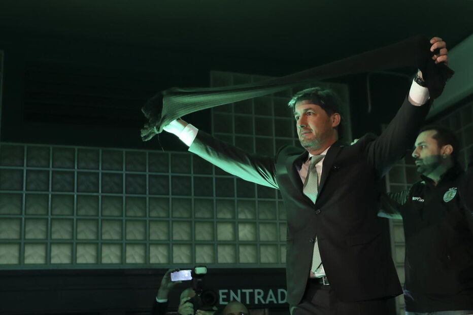 A noite da vitória histórica de Bruno de Carvalho