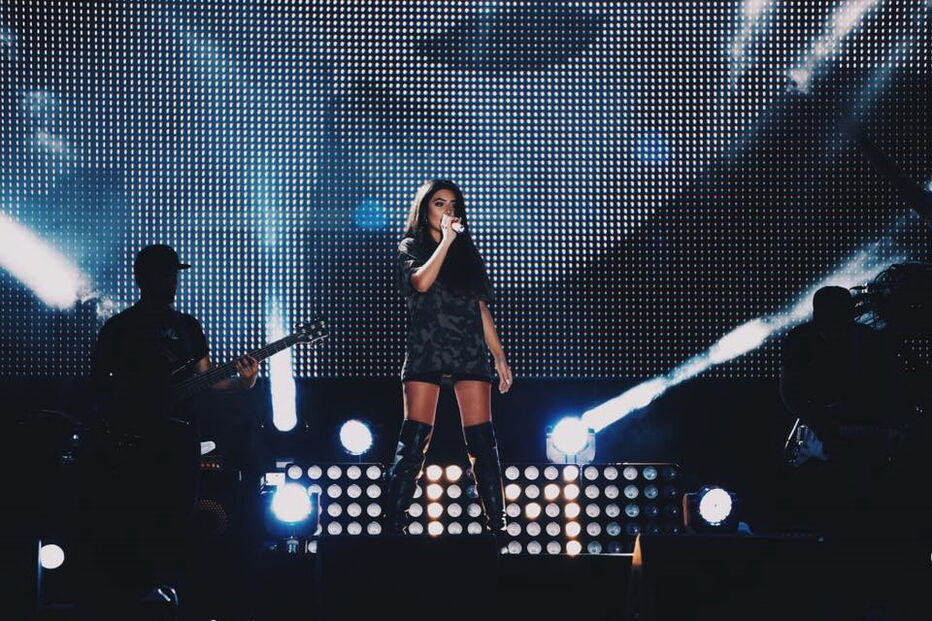 Ana Malho, Jorge Moreira e Silva, redes sociais, beleza, ousada, sensual, adolescente, Kylie Jenner, cantora