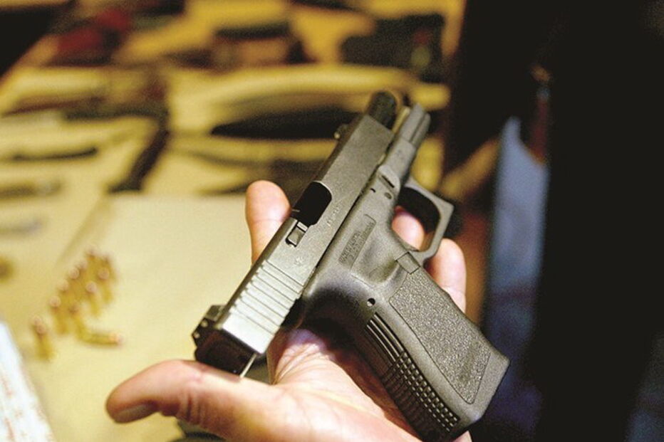 Pistola, glock, polícias, gnr, psp