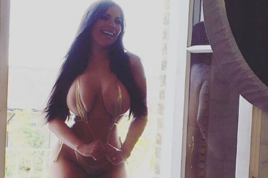 Miss Bumbum festeja vitórias do Barcelona no Instagram