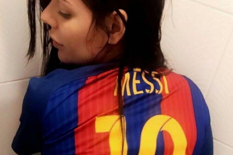 Miss Bumbum festeja vitórias do Barcelona no Instagram