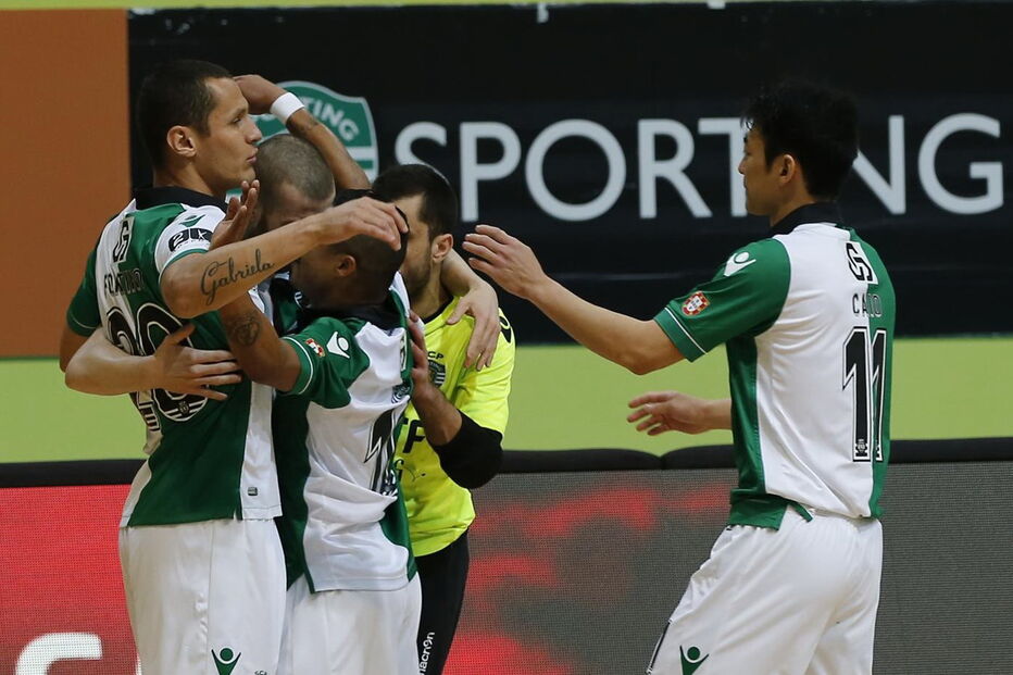 Sporting e o treinador Nuno Dias nomeados para melhores do mundo no Futsal