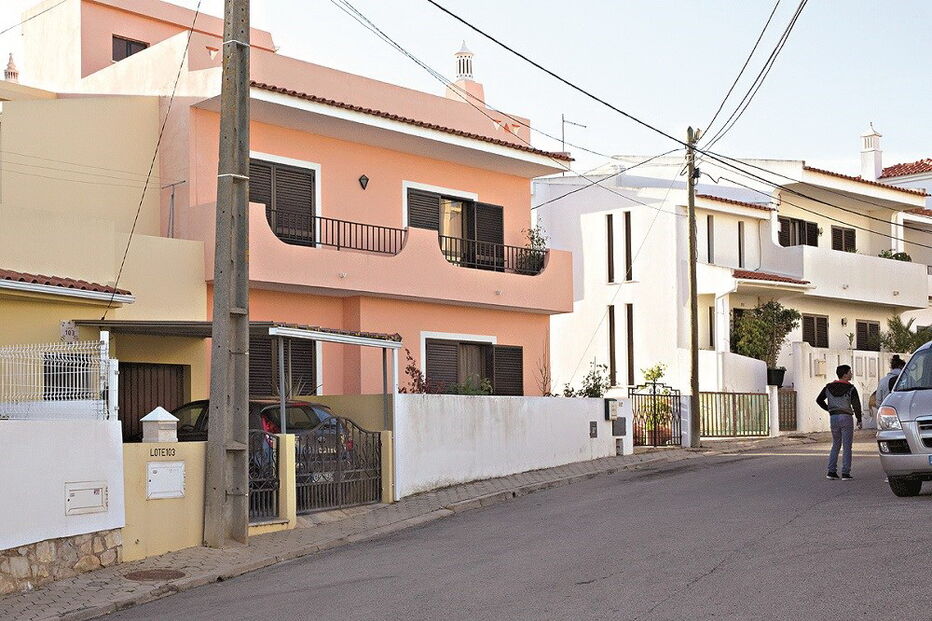 Algarve, ladrão, fuga, muro, Portimão, assalto