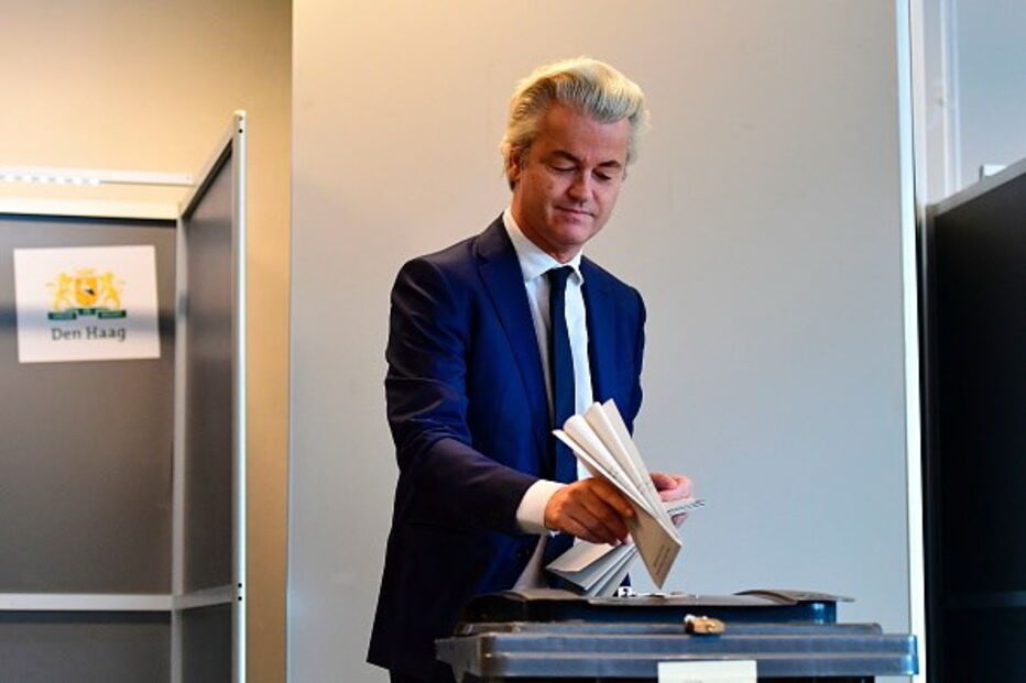 Geert Wilders, líder do Partido da Liberdade, já votou