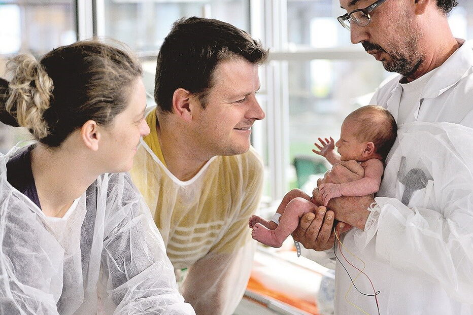 licença, pais, maternidade, paternidade, filhos, hospital, cuidados médicos