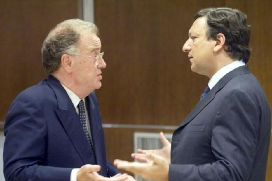 2017-03-20_16_25.38 sampaio barroso 2002 andre kosters lusa.jpg