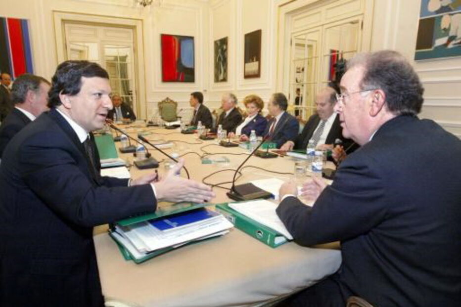 2017-03-20_16_25.38 barroso sampaio 2003 inacio rosa lusa.jpg