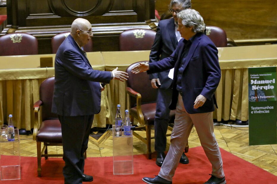 Jorge Jesus esteve no colóquio de homenagem a Manuel Sérgio