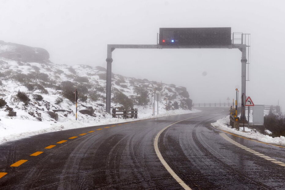 Estradas cortadas na Serra da Estrela