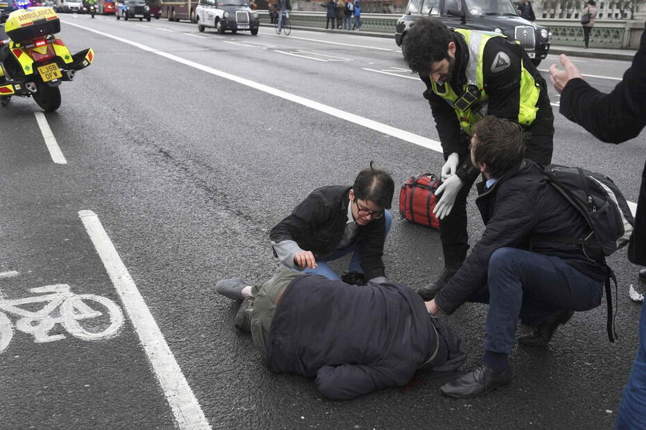 Khuram Butt, Dean Haydon, Rachid Redouane e Youssef, Londres, Polícia Metropolitana, distúrbios, guerras e conflitos, atentado, Londres, ataque, cintos, explosivos, falsos