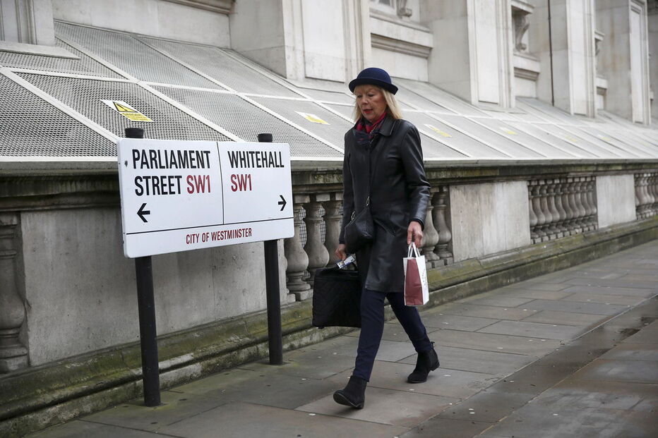 Londres acordou num clima de tensão, um dia depois de um ataque terrorista ter provocado quatro mortos e 29 feridos